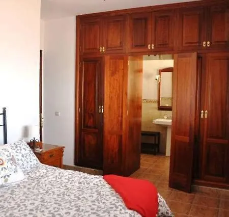 Willa Sleeps 6 Pool Wifi La Vegueta